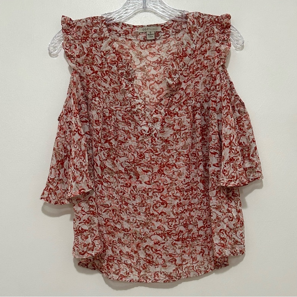 Women's Cold Shoulder Blouse Red White Scroll Paisley Print Ruffle V-neck Size S